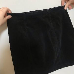 Black suede skirt with zipper